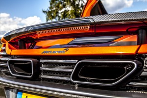 McLaren P650 S Heck Endrohre quer