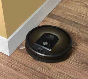 Roomba 980_Wandabstand_copyright iRobot_2015