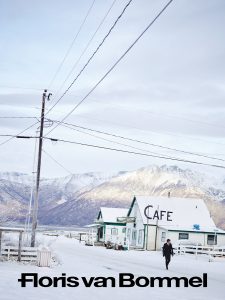 Floris van Bommel Shooting Alaska