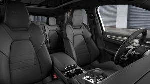 Porsche cayenne Turbo 2017