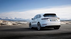 Porsche cayenne Turbo 2017