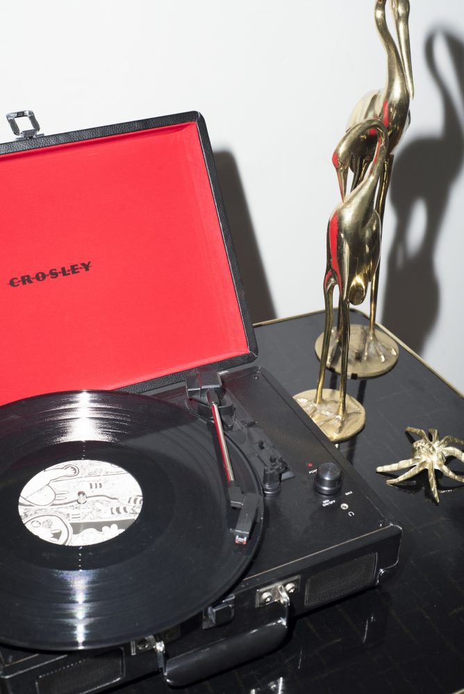 Crosley Plattenspieler verzaubern zur Weihnachtszeit die Wohnzimmer